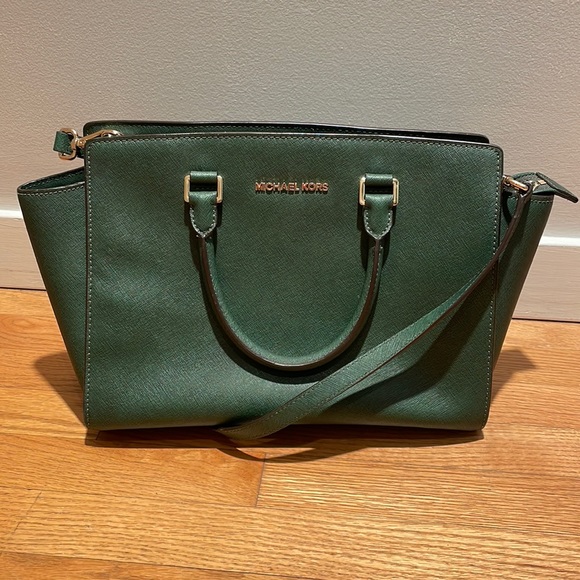 Michael Kors Handbag - Picture 1 of 6